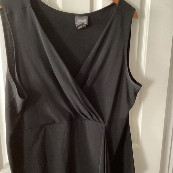 Woman's Plus Size Baranda Sleeveless Surplice Blouse with Asymmetrical Hemline B - Picture 1 of 7